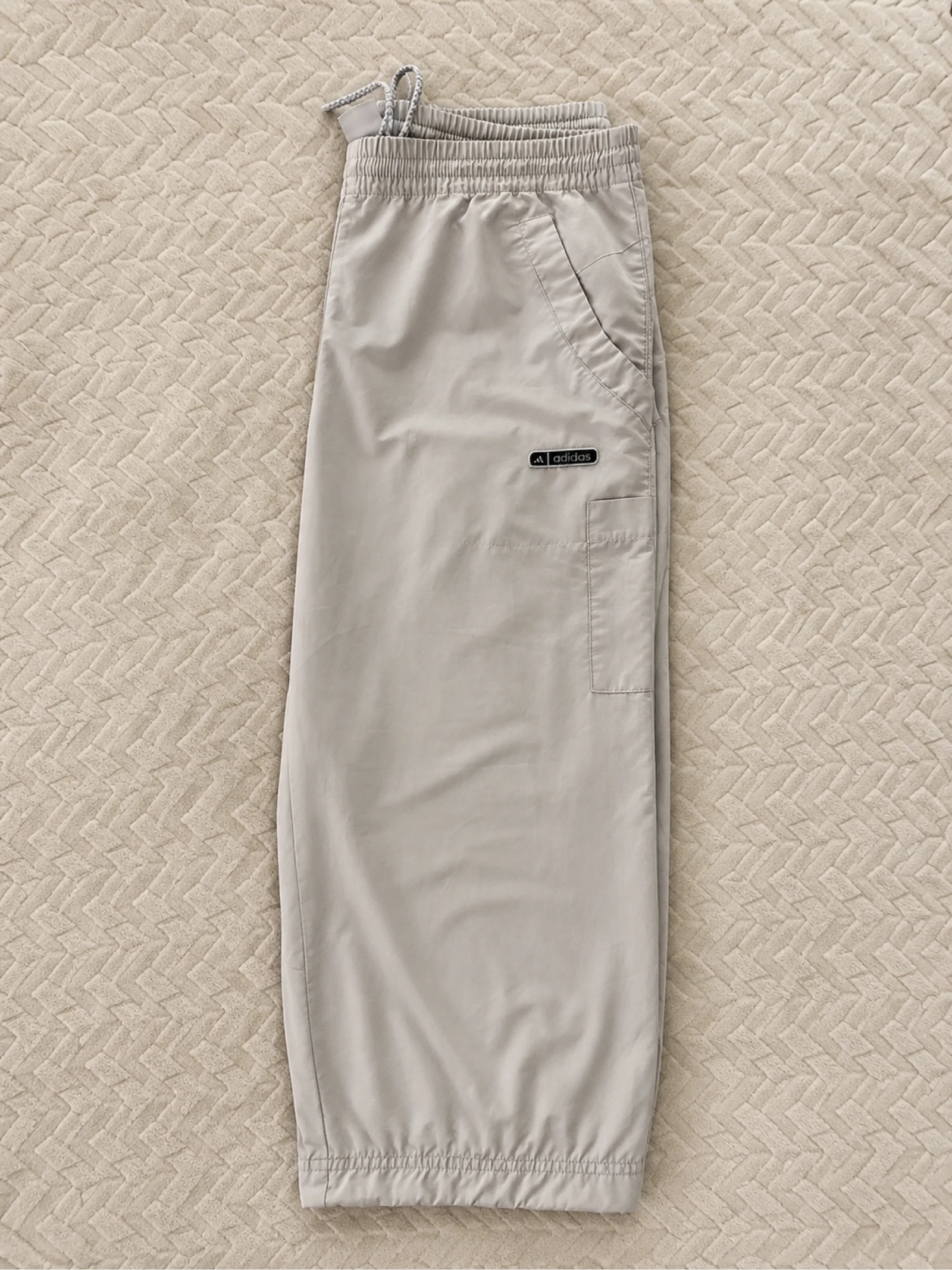 Lichte grijze Adidas sportbroek 176 (16 jaar) XS/S dames jogging training – photo 2